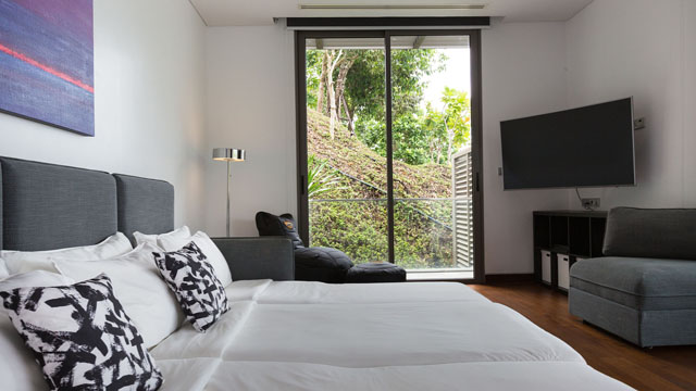 Malaiwana Patio Duplex - Versatile media room